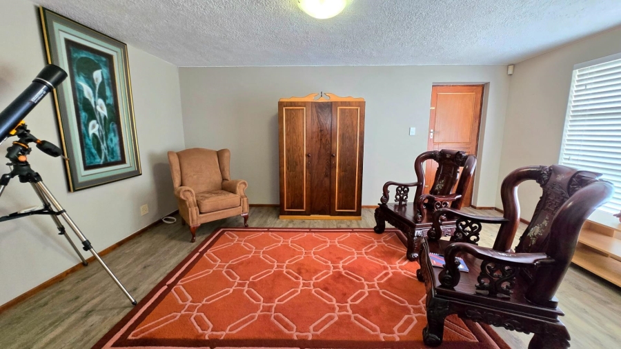 4 Bedroom Property for Sale in Kleinbaai Western Cape